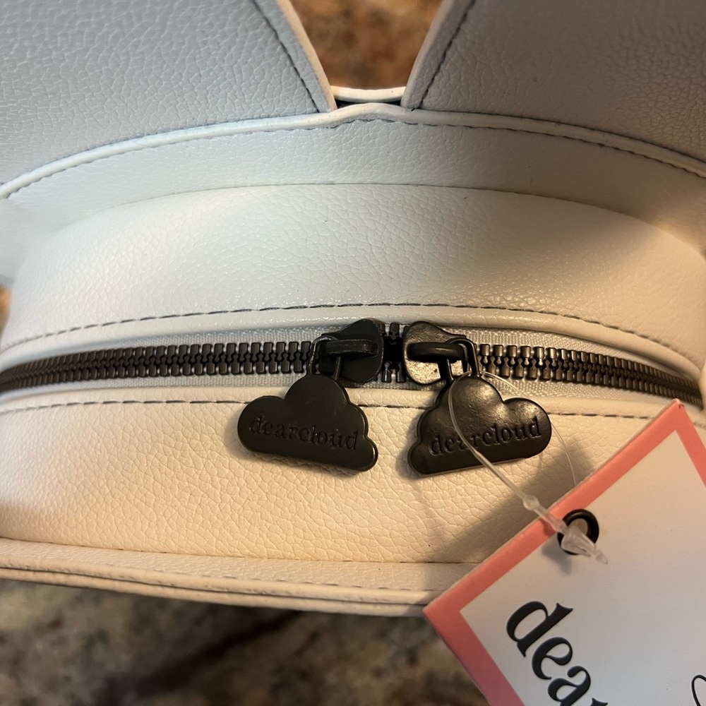 DEARCLOUD MIFFY Faux Leather Cosmetics Bag w/ Removable Wristlet Strap - Picture 7 of 10
